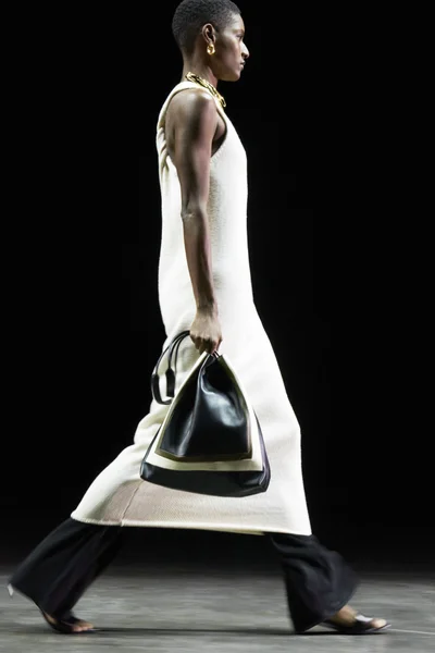 Look 20